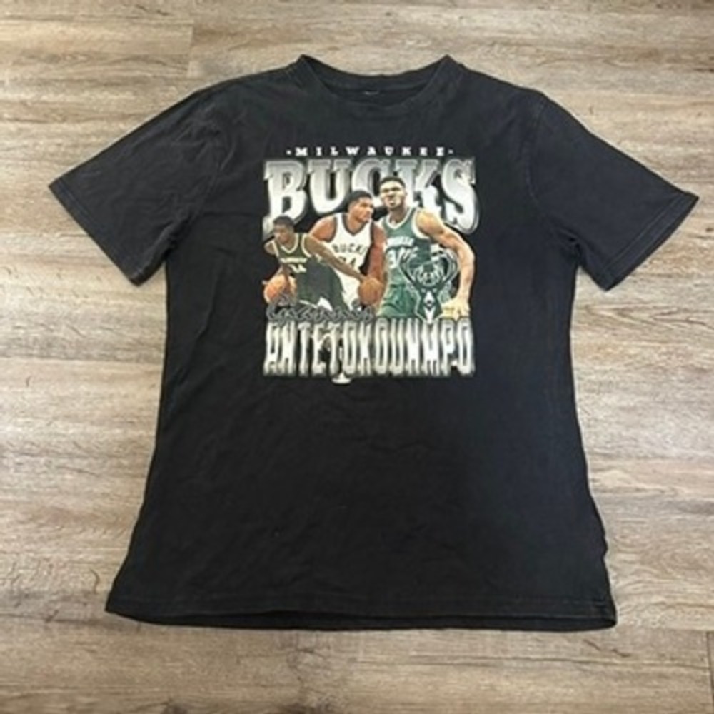 NBA‎ Milwaukee Bucks Giannis Antetokounmpo Graphic T-Shirt Black Mens Large